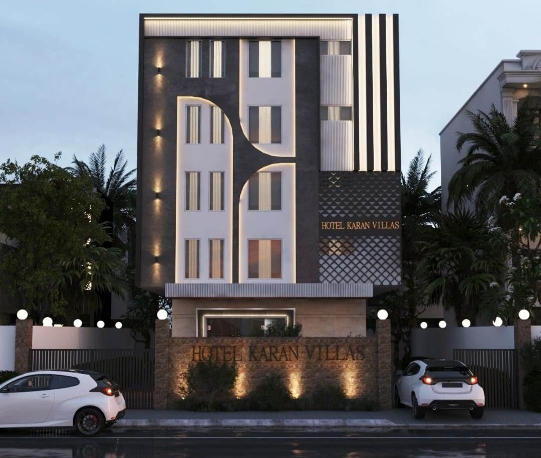 Hotel Karan Vilas Agra  Exteriör bild